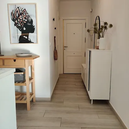 Bright And Lovely - Apartment *