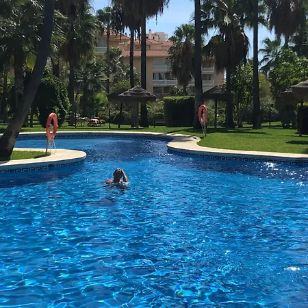 Bright And Lovely - * Fuengirola